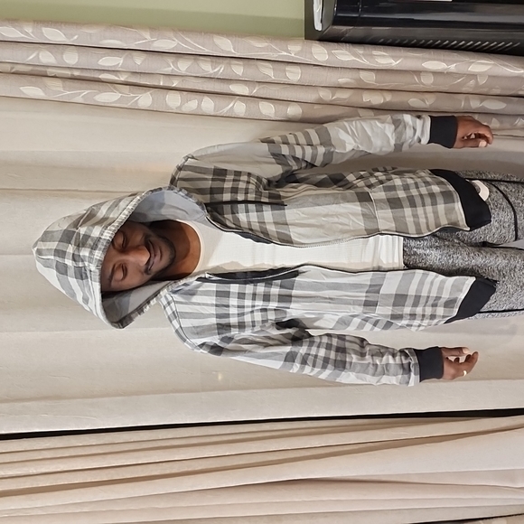 Medium, Grey and Black Sweater - Picture 3 of 4